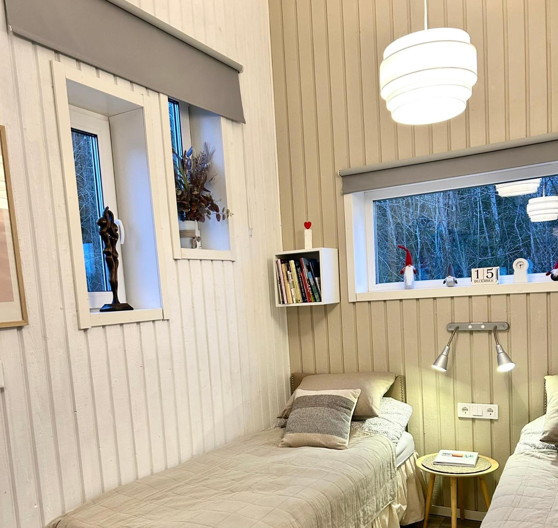 Lilla Huset Bed & Breakfast - Countryside Guesthouse, Free Parking เออเรบรู ภายนอก รูปภาพ